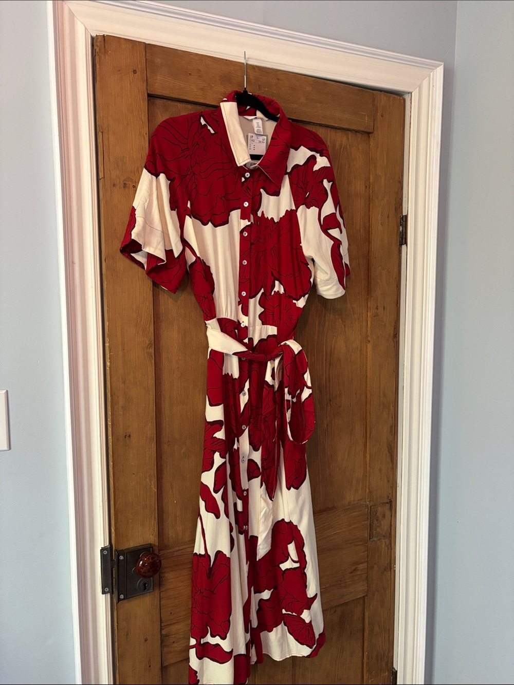 H&M Red and White Floral Button-Front Maxi Dress with Tie Waist